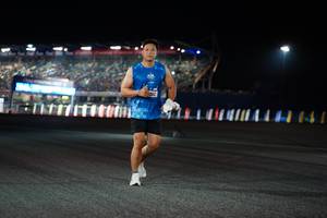 BIB: 280
                            <button type="button" onclick="openModal(19599278)" class="btn btn-primary btn-sm float-right btn-popup" data-toggle="modal" data-target=".modal-high-quality">
                        <i class="fas fa-shopping-cart"></i> Add to Cart
                    </button>
                                            <button type="button" onclick="isThisMe(19599278, true)" class="btn btn-success btn-sm float-right btn-popup btn-isme hidden" data-toggle="tooltip" data-placement="bottom" title="นี่คือรูปของคุณใช่ไหม คลิกที่นี่เพื่อเอาเข้าอัลบั้ม">
                        <i class="fas fa-plus"></i> Add to album
                    </button>
                    <button type="button" onclick="isThisMe(19599278, false)" class="btn btn-warning btn-sm float-right btn-popup btn-isnotme hidden">
                        <i class="fas fa-ban"></i> Remove from album
                    </button>